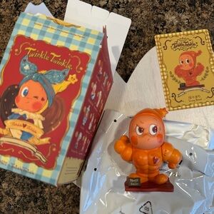 Pop Mart Twinkle Twinkle - Savor the moment series *strong bread*